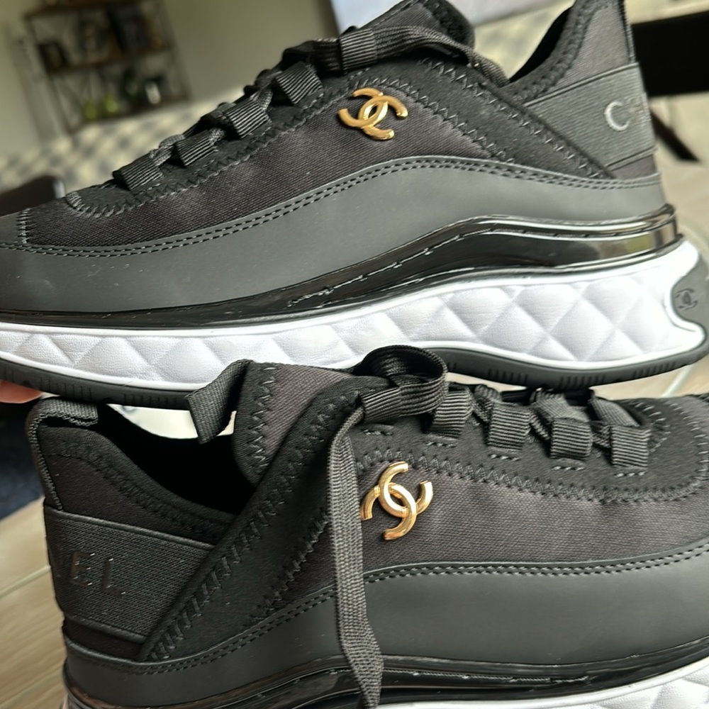 New rubber shoes - Picture 4 of 7